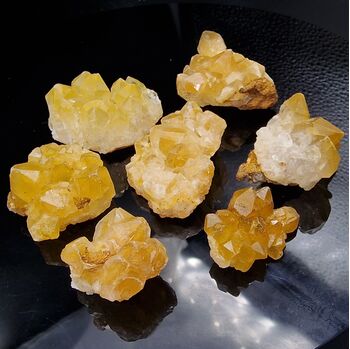 Golden Healer Crystal Groups 3cm