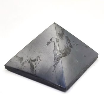 Shungite Pyramids 3cm